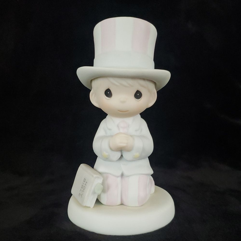 Vintage Precious Moments "God Bless the U.S.A." Figurine #527564 (1991)